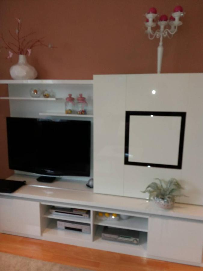 Lucica Apartment *